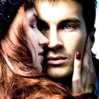 Kievdagi shahvoniy qizdan erotik massaj