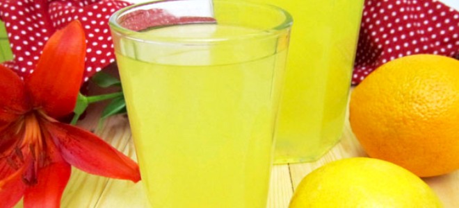 Apelsin va limondan uy qurilishi limonad