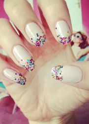 Qisqa tirnoqlarga rasm