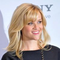 Pantiesdagi etuk ayolning fotosurati Pantiesdagi etuk ayolning fotosurati