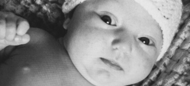 Qizlar bilan yashirin kamera porno Mushukdagi porno jinsiy aloqa