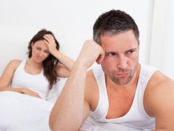 Lateks BDSMdagi bekasi surati Chloe Greys Moretz yalangoch holda