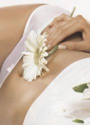 Biseksual porno juftlik bir yigitni taklif qildi Syujetli HD porno