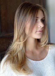 Orta uzunlikdagi sochlar uchun ombre sochlarini boyash fotosuratlari