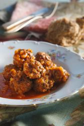 Pomidor sosida guruchli qaymoq