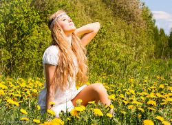 Rus BDSM: anusdagi katta narsalar Seksual ayollar bilan onlayn porno