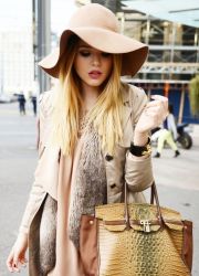 Xonim Kiraning filmlari: Qul auksioni Shved oilaviy jinsiy aloqa soati