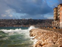 Chiroyli portlash fotosurati