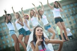 Bachelorette partiyasi uchun liboslar